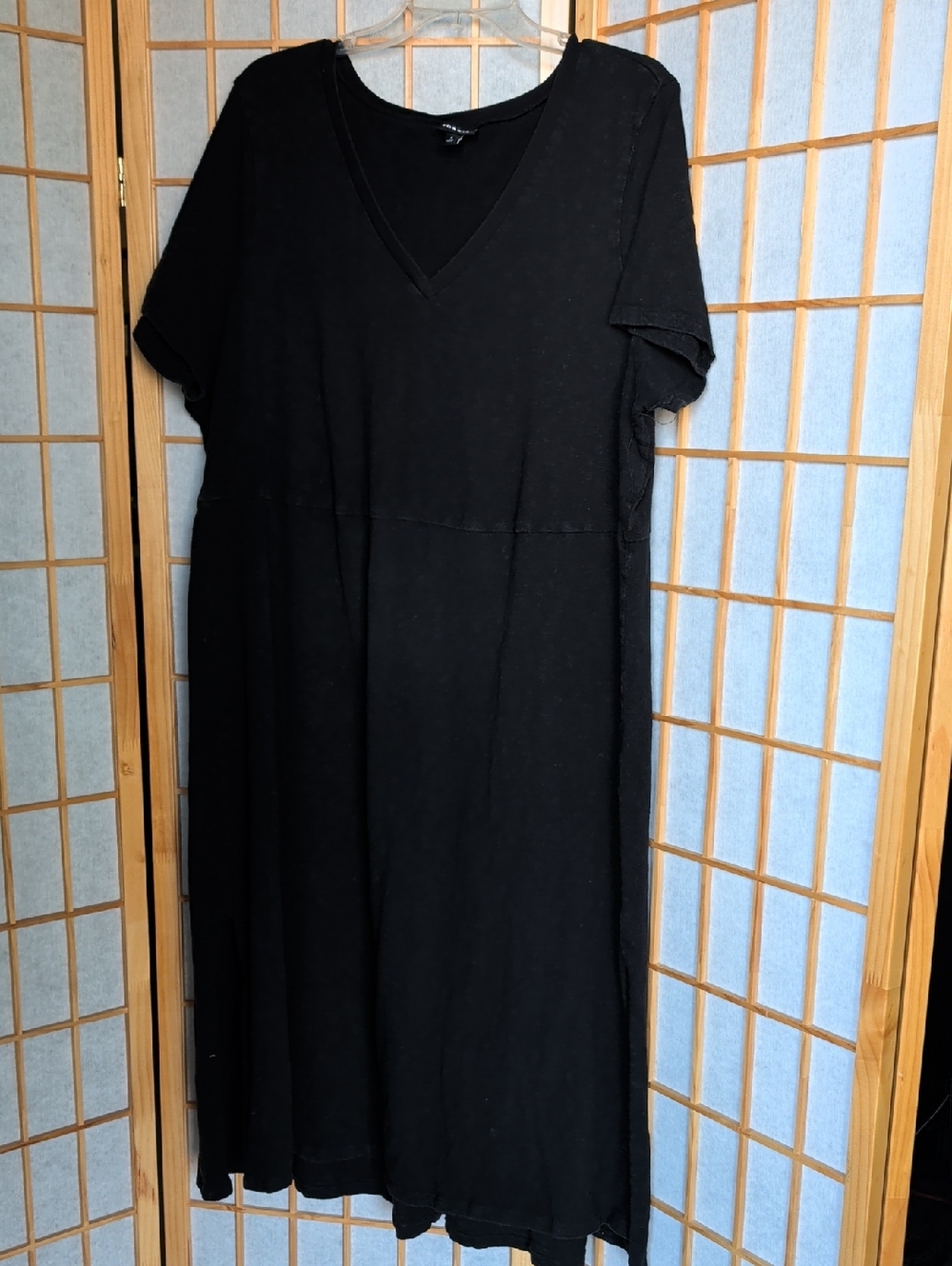 torrid Black V-Neck Midi Dress with Short Sleeves